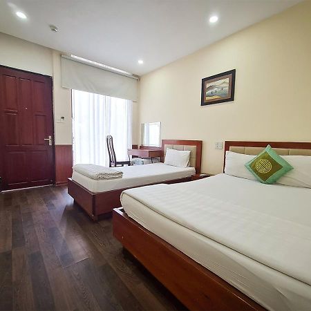 Quan Quan Hotel Da Nang Exterior photo
