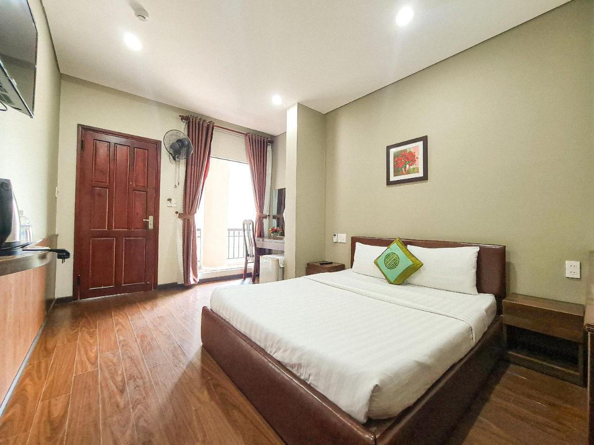 Quan Quan Hotel Da Nang Exterior photo