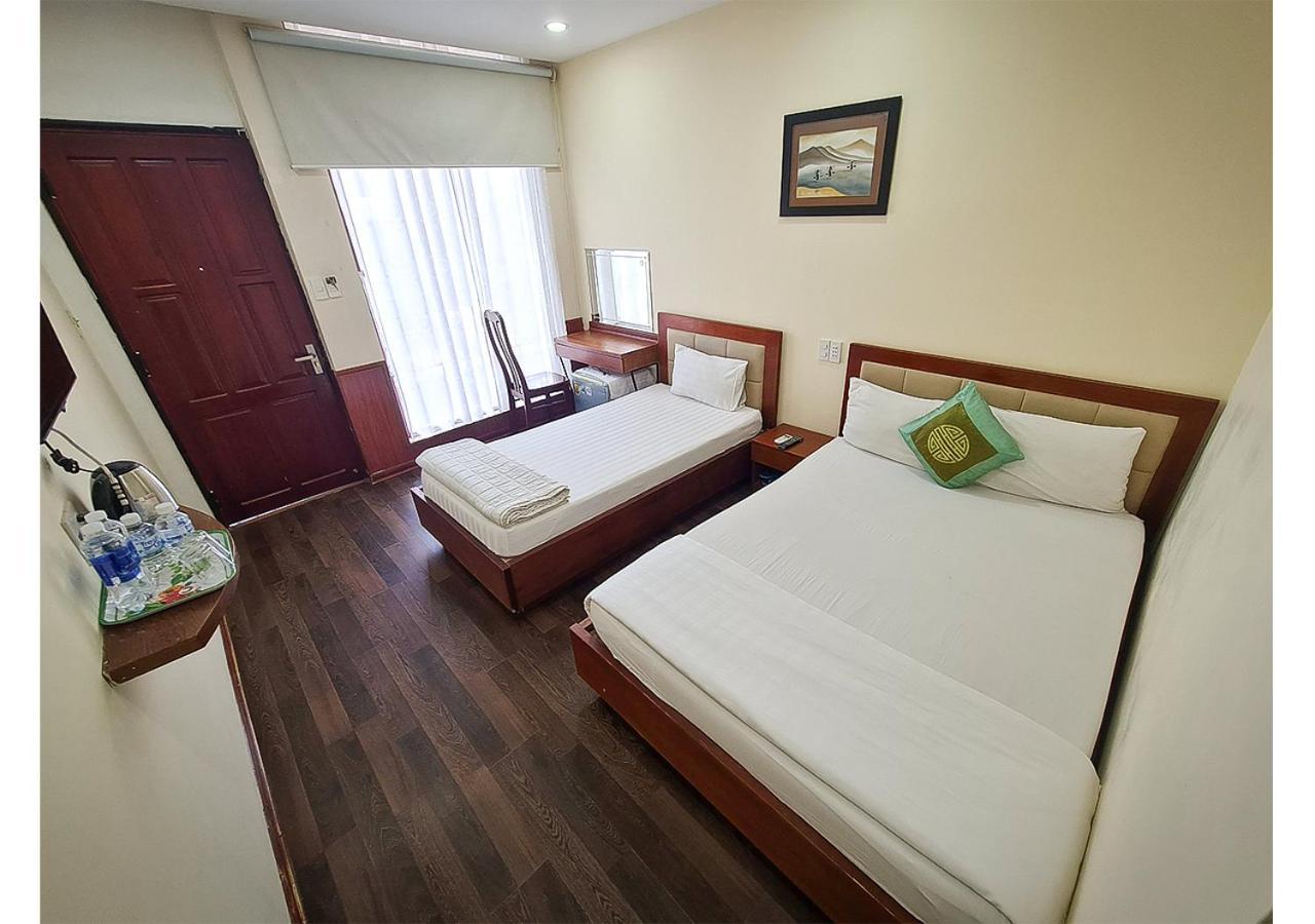 Quan Quan Hotel Da Nang Exterior photo