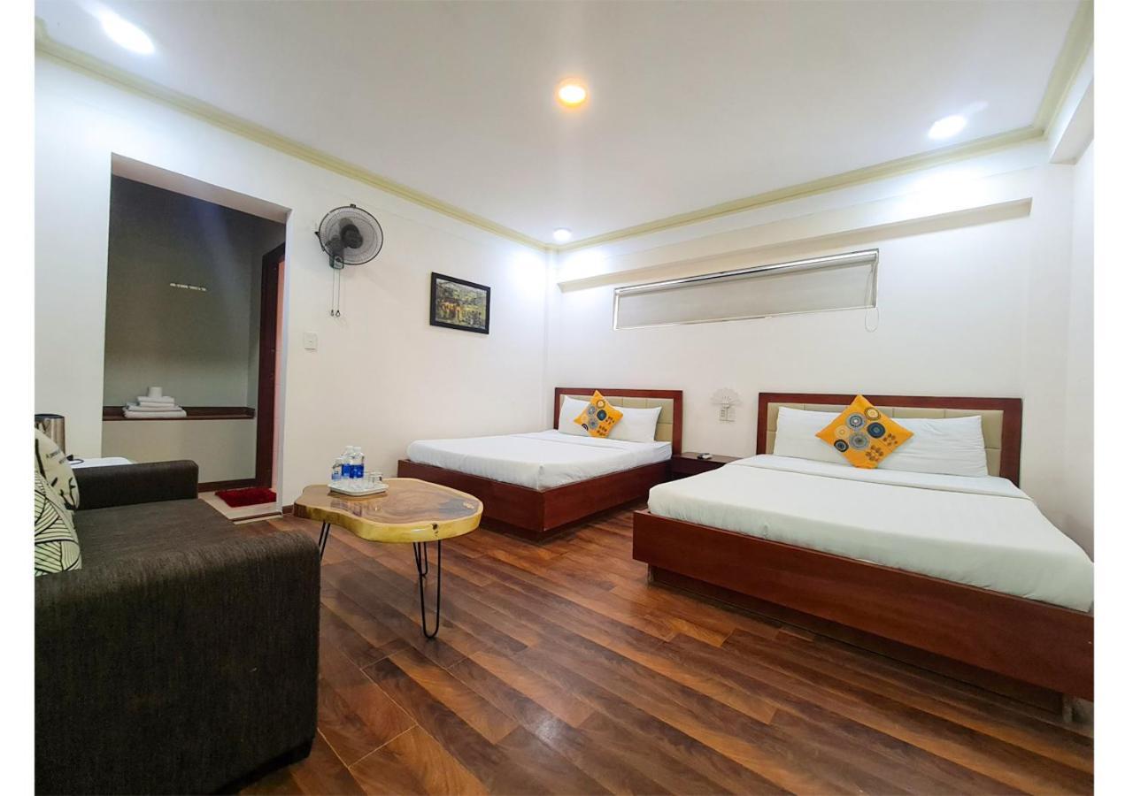 Quan Quan Hotel Da Nang Exterior photo