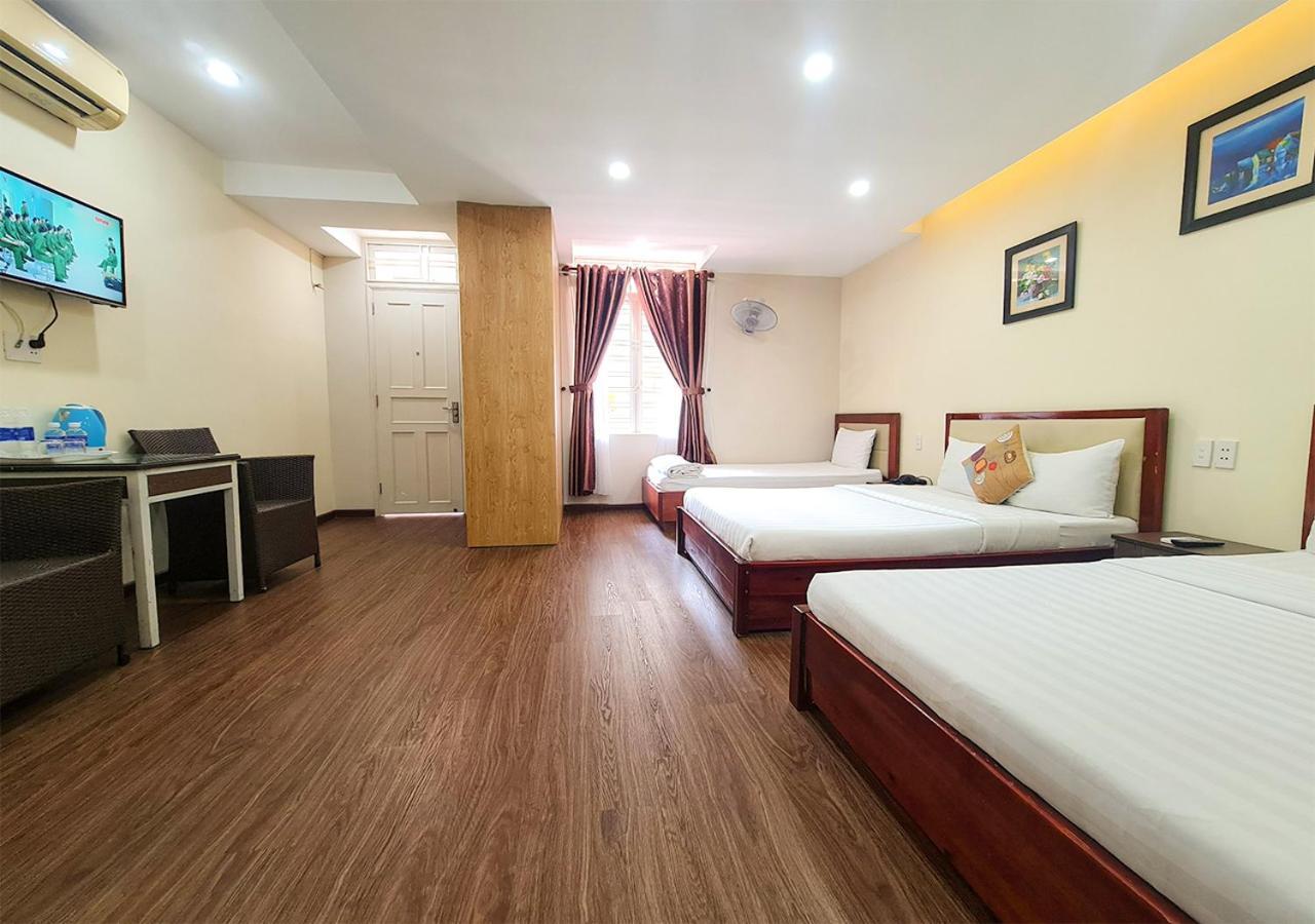 Quan Quan Hotel Da Nang Exterior photo