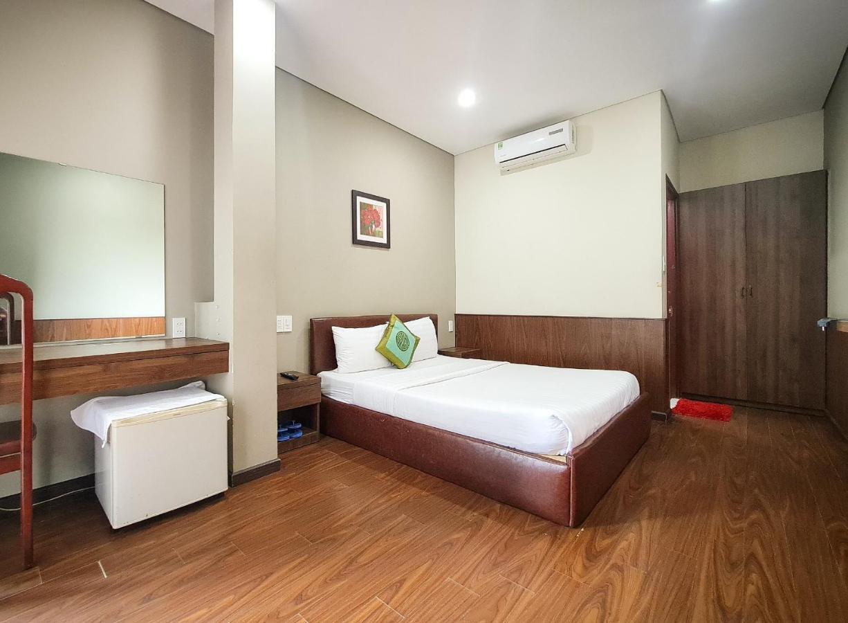 Quan Quan Hotel Da Nang Exterior photo
