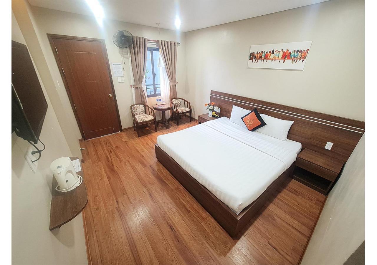 Quan Quan Hotel Da Nang Exterior photo
