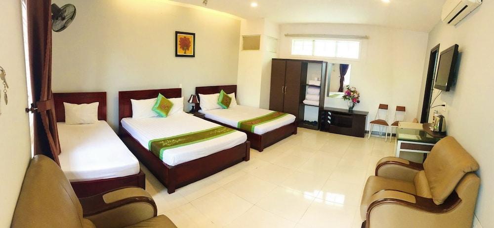 Quan Quan Hotel Da Nang Exterior photo