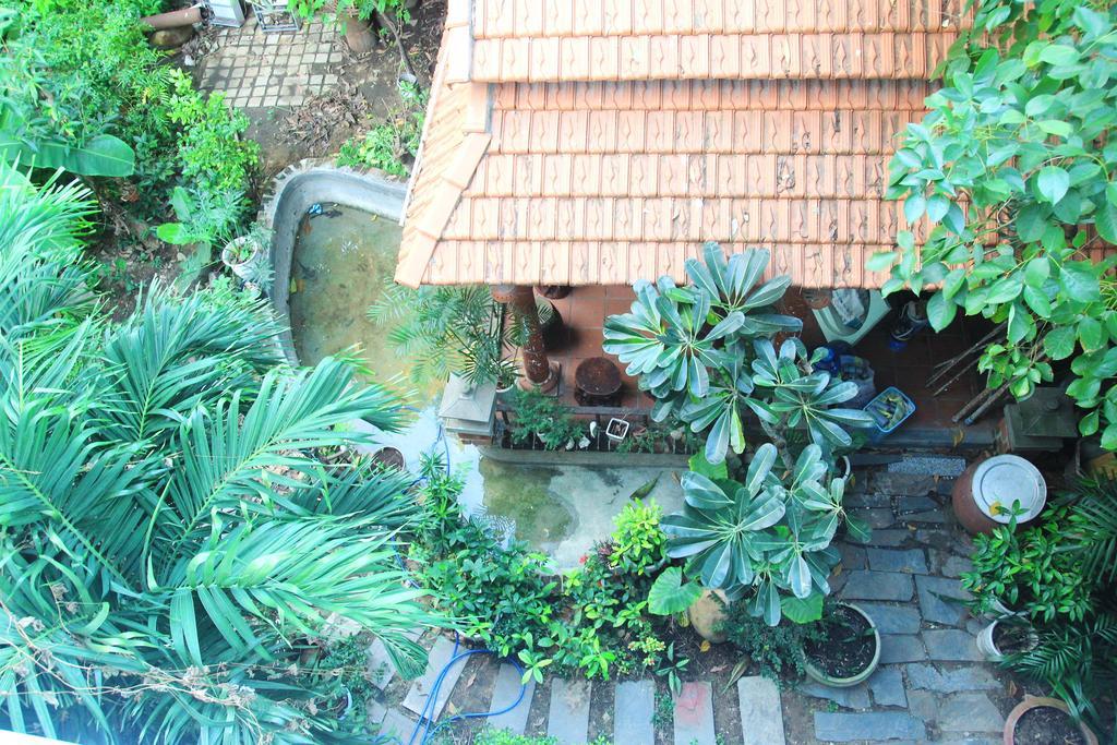Quan Quan Hotel Da Nang Exterior photo