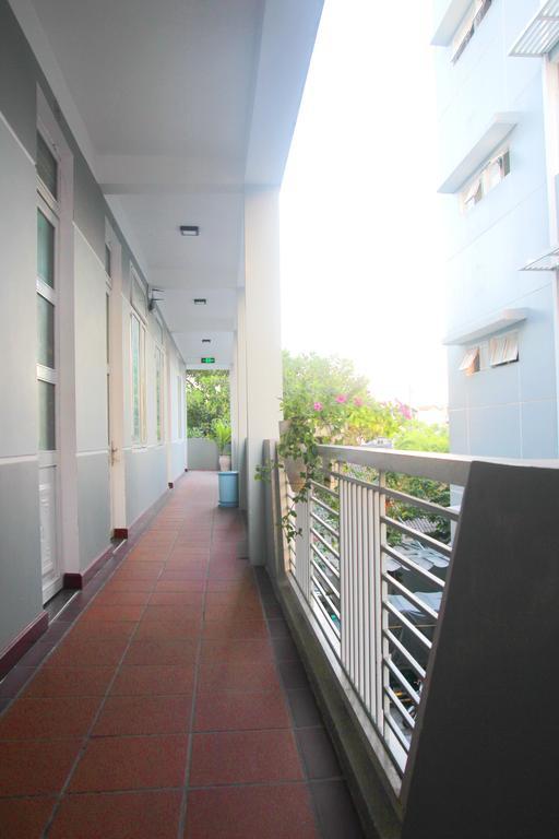 Quan Quan Hotel Da Nang Exterior photo